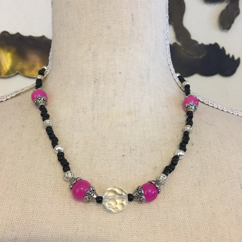 Artisan Hot pink pearl seed bead necklace